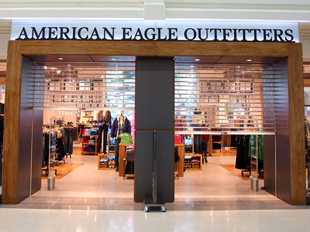 AMERICAN EAGLE OUTFITTERS