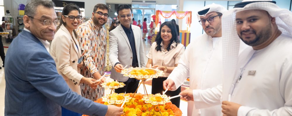 Dubai’s Largest Rangoli Of Spices Unveiled At Waterfront Market In Celebration Of Diwali