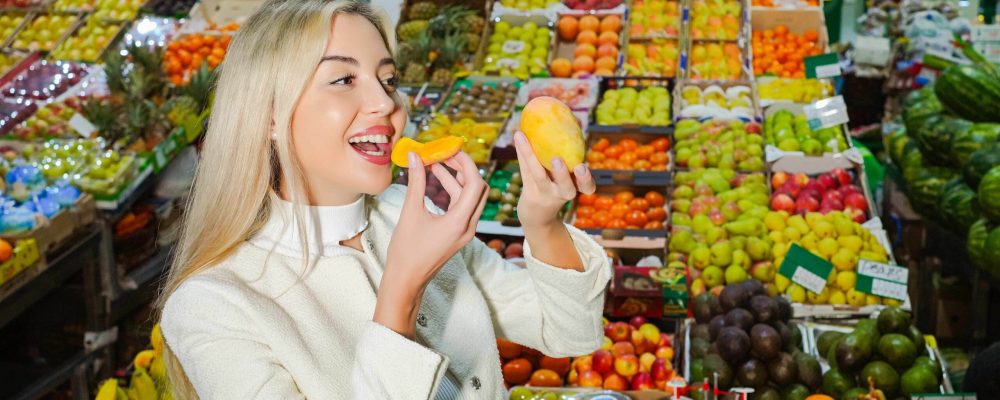 Mango Season Arrives At Waterfront Market With Over 20 Varieties – From Colombian Mini Mangoes To Alphonso