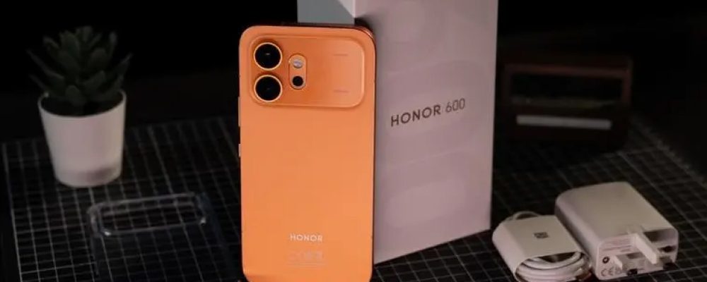 HONOR Emerges As Fastest-Growing Smartphone Brand Despite Global Market Decline