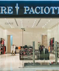 Cesare Paciotti Outlet