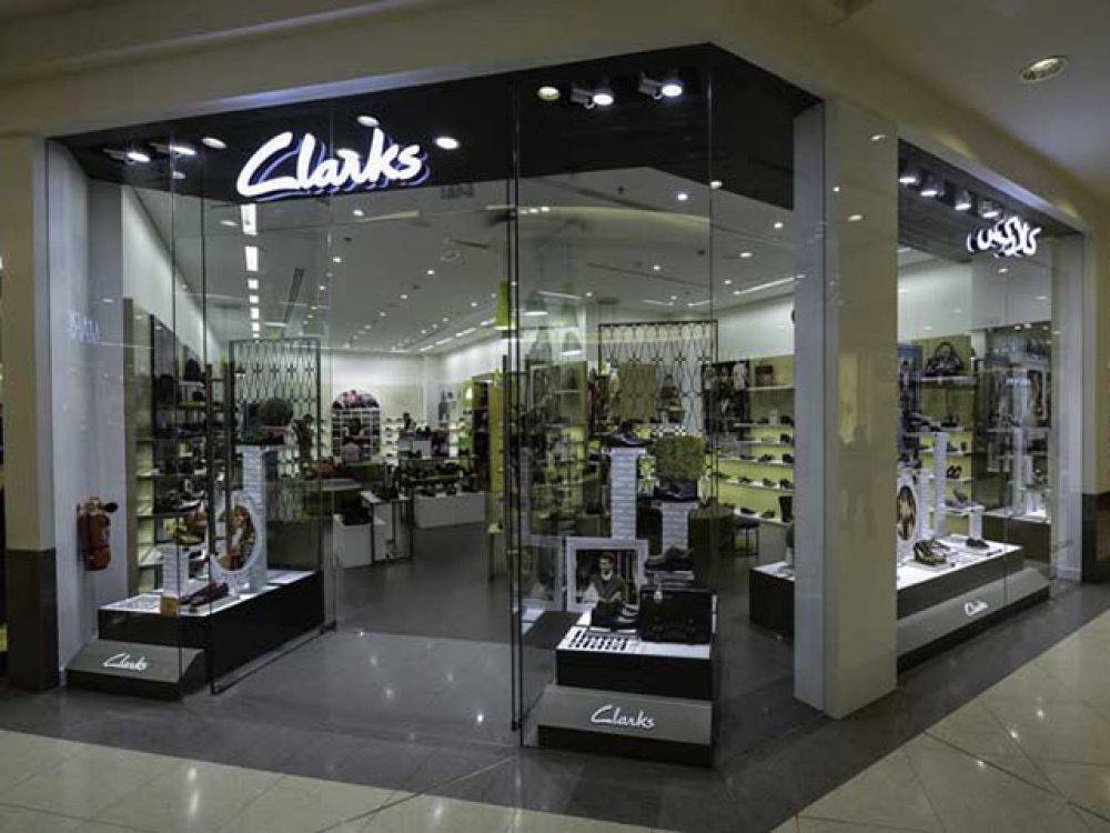 clarks outlet mall dubai