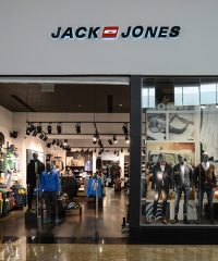 JACK & JONES