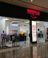 Modell’s Outlet