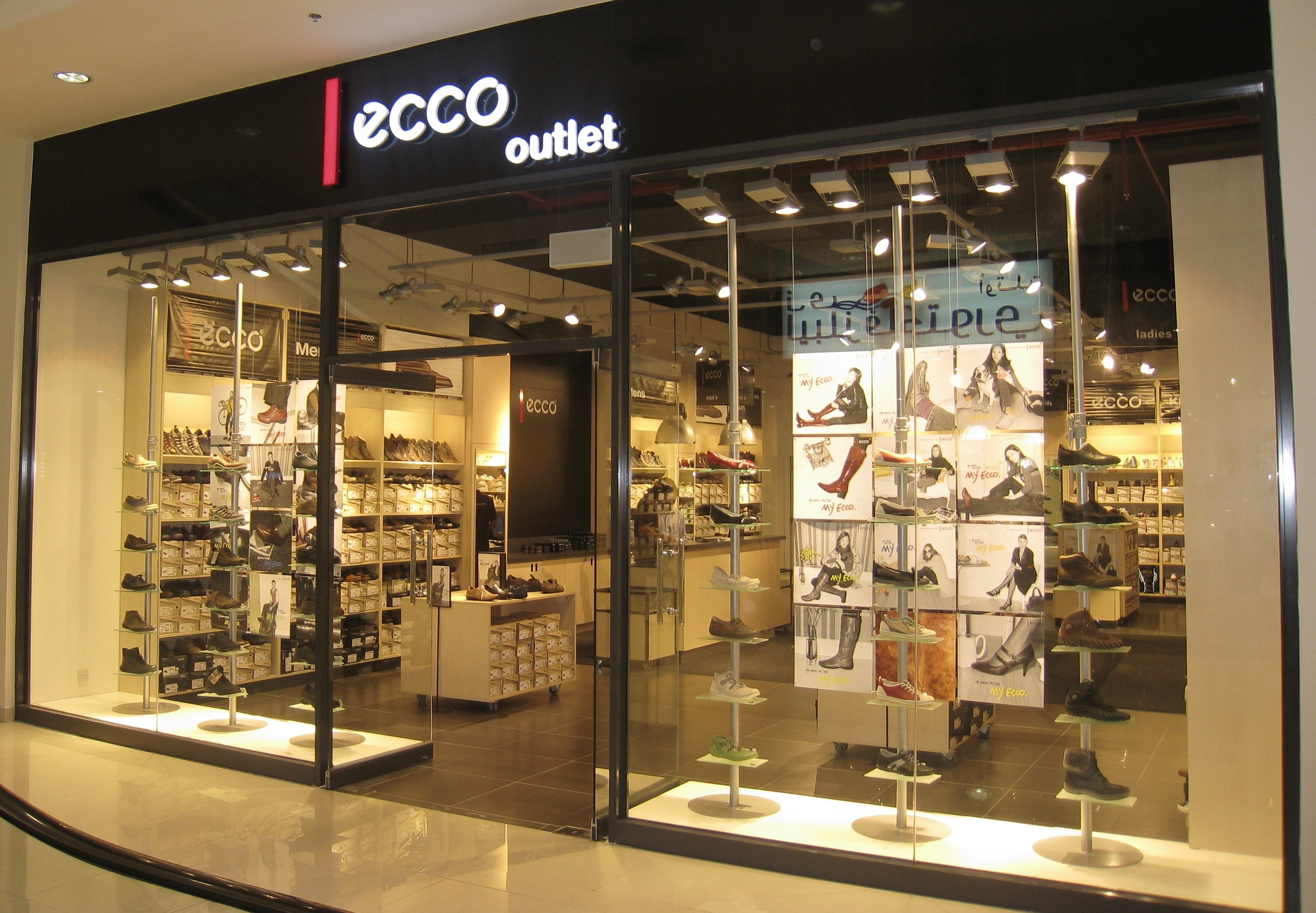 ecco retail outlets